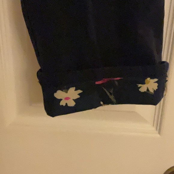 Issac Mizrahi live 24/7 stretch pants. - Picture 2 of 7